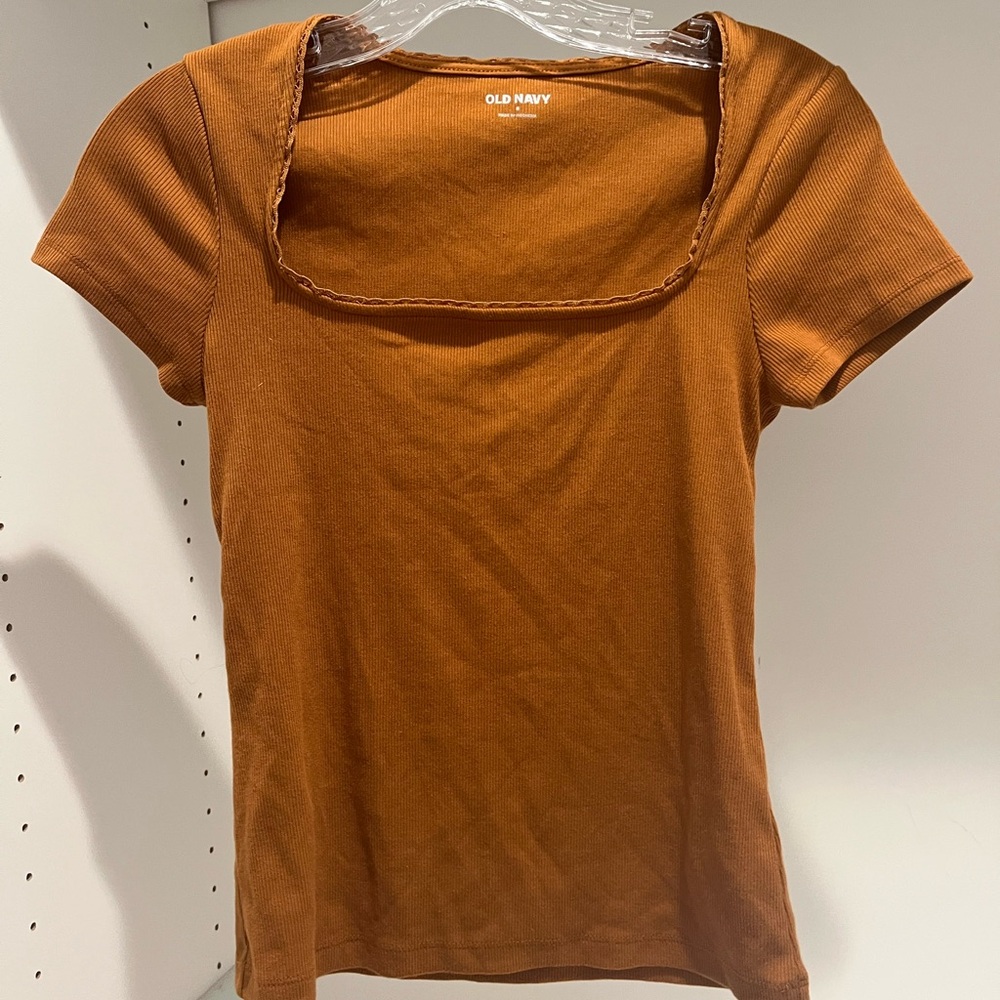 Old Navy square neck tee